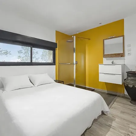 Maison Familiale Avec Terrasse Et Vue ヴィラ アジャン