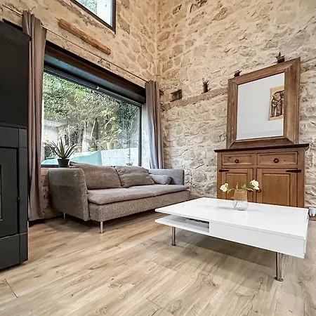 Maison Familiale Avec Terrasse Et Vue *