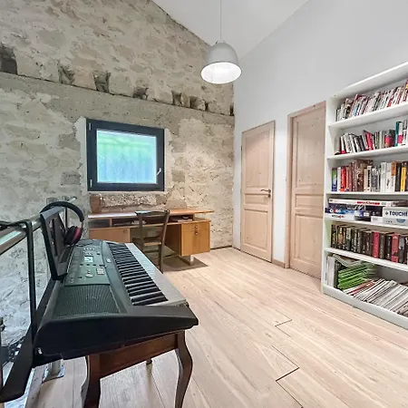 Maison Familiale Avec Terrasse Et Vue * アジャン