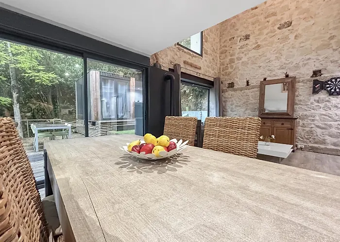 Maison Familiale Avec Terrasse Et Vue Villa *