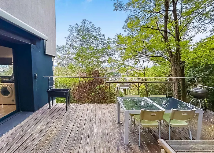 Maison Familiale Avec Terrasse Et Vue Villa *