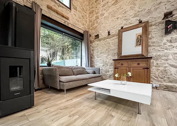 Maison Familiale Avec Terrasse Et Vue *