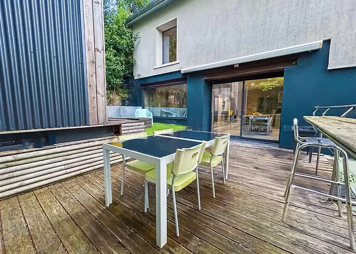 Maison Familiale Avec Terrasse Et Vue